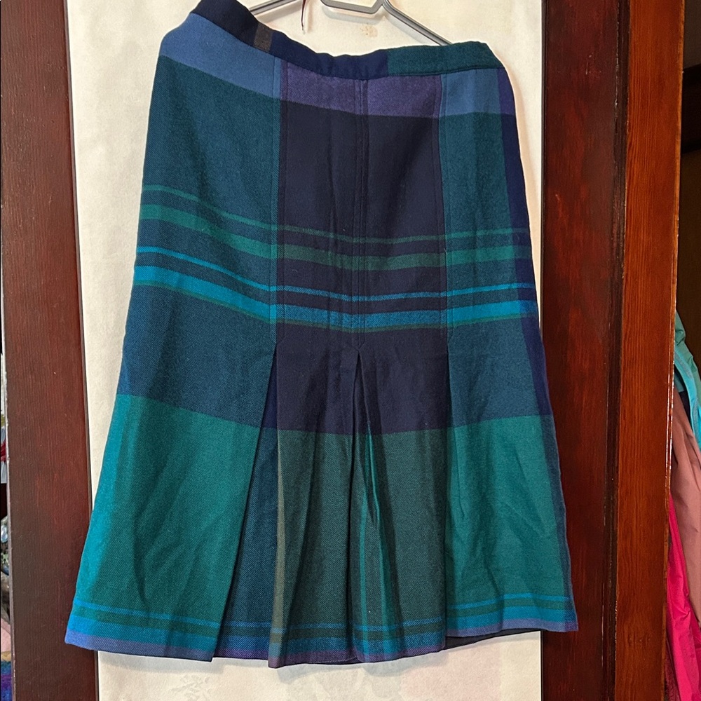 Vintage Pure Virgin Wool Plaid A-Line Skirt in Blue and Green, size 10